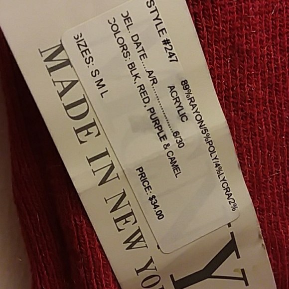 Top - Picture 3 of 4